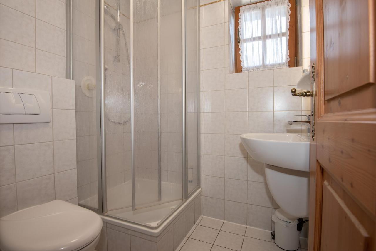 Pension Ludwig Thoma Otterfing Exterior foto